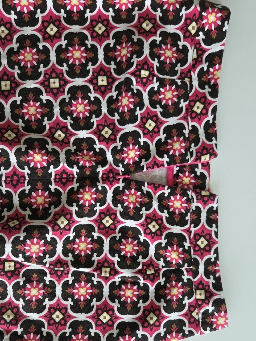 Harold's Pink Brown Geometric Floral Tile Mod Mini Skirt Sz 8 Retro mad men